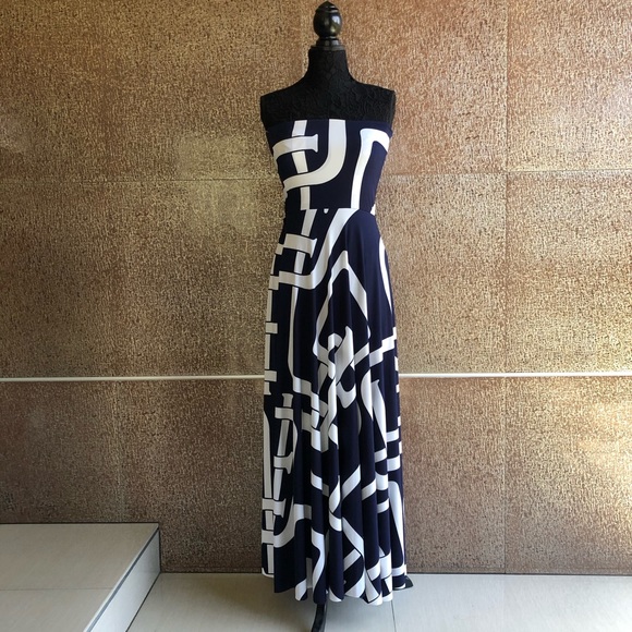 Dresses & Skirts - Strapless Maxi Dress